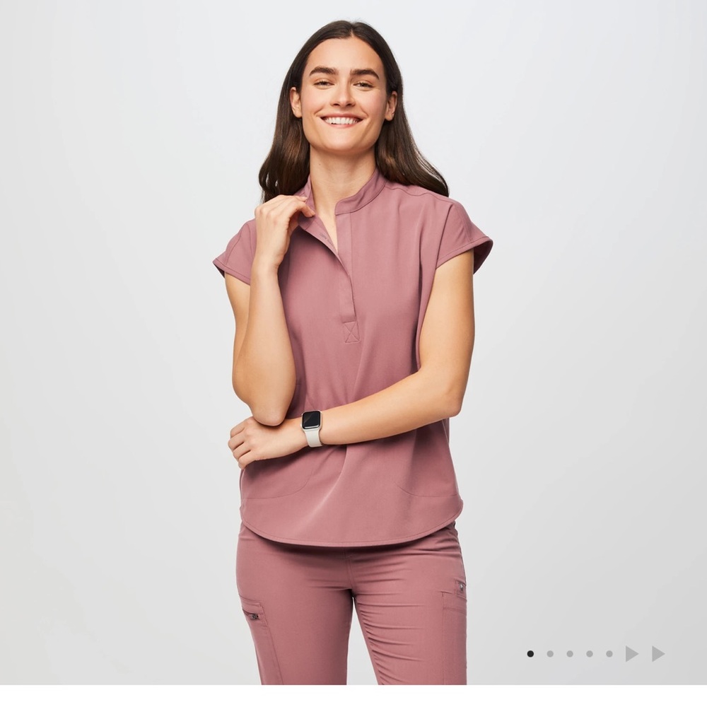 Figs Scrub set in Mauve